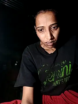 Pinki thakur 1 online show from 04/14/26, 06:57