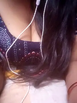 Snapshot of TINASONI chatting on 06/18/26, 06:12 TINASONI online show from 06/18/26, 06:12