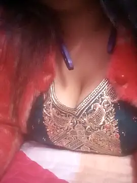 Snapshot of TINASONI chatting on 02/12/26, 10:37 TINASONI online show from 02/12/26, 10:37