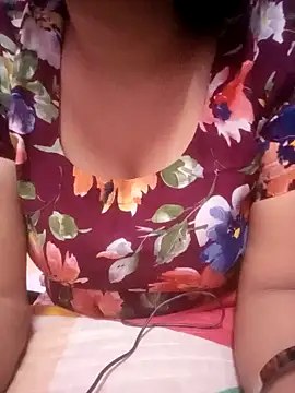 TINASONI online show from 10/19/25, 01:41