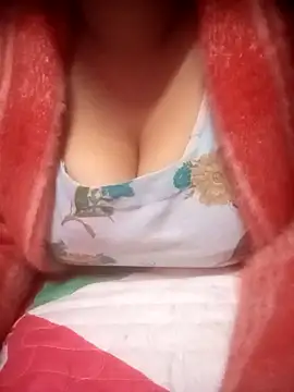 Snapshot of TINASONI chatting on 01/12/26, 04:08 TINASONI online show from 01/12/26, 04:08