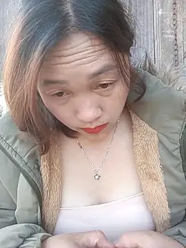 miumiu 00 online show from 12/01/25, 02:56