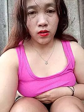 miumiu 00 online show from 10/04/25, 05:09