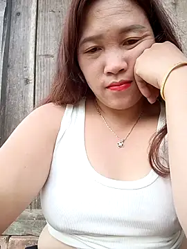 miumiu 00 online show from 10/09/25, 03:29