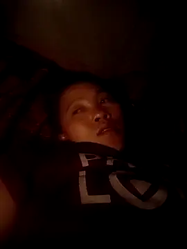 miumiu 00 online show from 09/24/25, 04:13