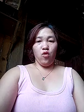 miumiu 00 online show from 10/12/25, 07:43