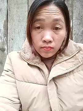 miumiu 00 online show from 02/26/26, 08:58