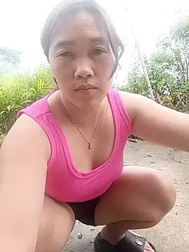 miumiu 00 online show from 09/23/25, 01:12