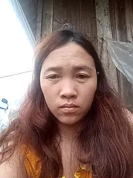 miumiu 00 online show from 09/27/25, 02:50