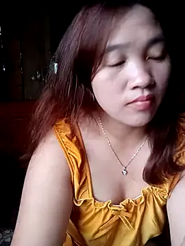 miumiu 00 online show from 09/22/25, 01:11