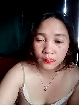 miumiu 00 online show from 02/13/26, 09:53