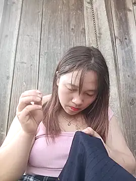 miumiu 00 online show from 03/25/26, 02:44