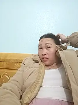 miumiu 00 online show from 01/14/26, 12:31