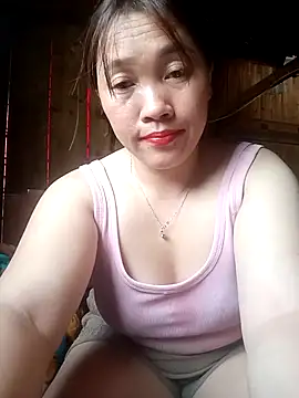 miumiu 00 online show from 04/16/26, 06:58