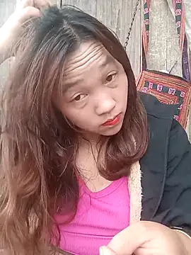 miumiu 00 online show from 11/08/25, 03:32