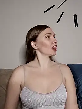 KisaVixen online show from 04/13/26, 05:39