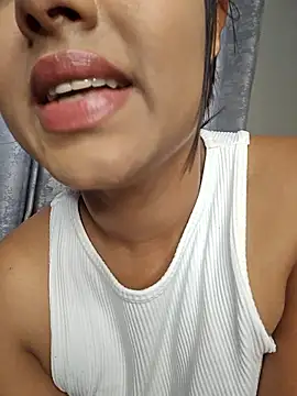 Indian GlowingMiax online show from 02/20/26, 09:44