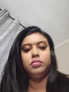 Indian GlowingMiax online show from 11/22/25, 03:38