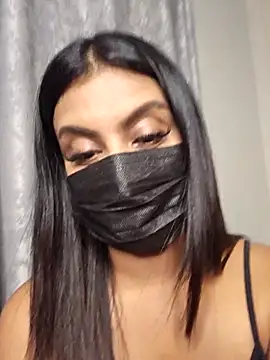 Indian GlowingMiax online show from 04/05/26, 07:20