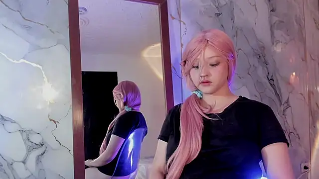 Suxan White  online show from 09/14/25, 11:54