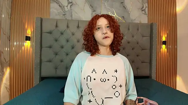 Suxan White  online show from 10/03/25, 12:06