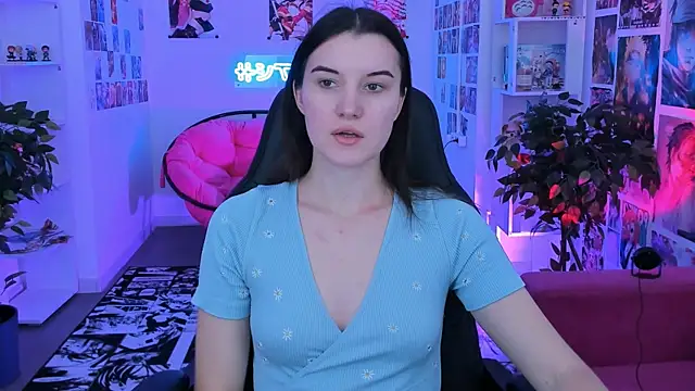 Snapshot of AgataWillis chatting on 10/20/25, 08:37 AgataWillis online show from 10/20/25, 08:37