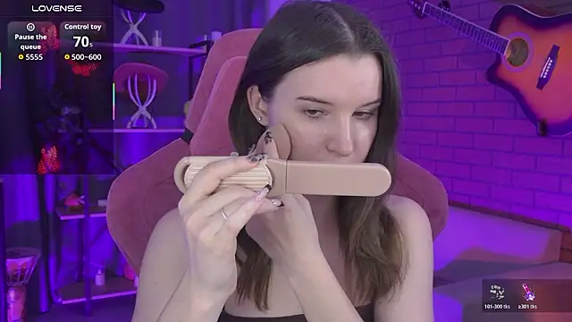 AgataWillis online show from 03/19/26, 10:04