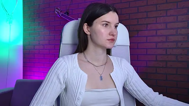 AgataWillis online show from 12/19/25, 07:33