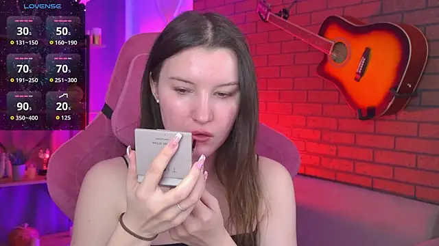 AgataWillis online show from 04/18/26, 04:37