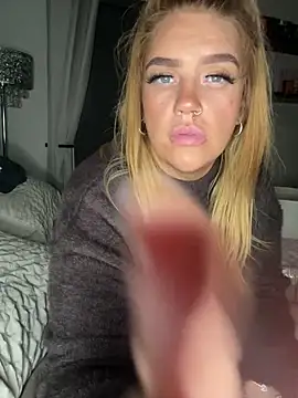 MysteriousMylaX online show from 01/05/26, 07:28