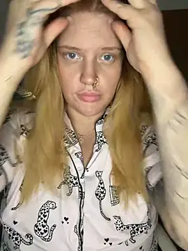 MysteriousMylaX online show from 03/25/26, 02:38