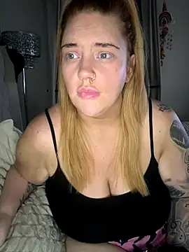 MysteriousMylaX online show from 11/05/25, 01:09