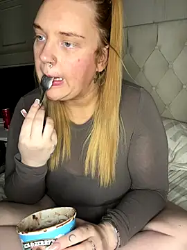 MysteriousMylaX online show from 11/24/25, 07:36