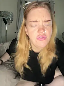 MysteriousMylaX online show from 10/19/25, 10:29