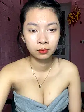Snapshot of Phthao chatting on 10/05/25, 03:14 Phthao online show from 10/05/25, 03:14