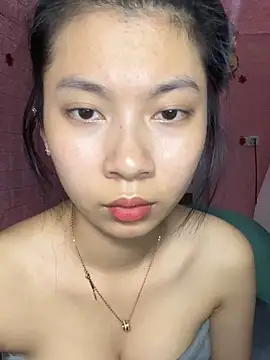 Snapshot of Phthao chatting on 09/20/25, 03:17 Phthao online show from 09/20/25, 03:17