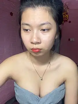Snapshot of Phthao chatting on 09/28/25, 03:08 Phthao online show from 09/28/25, 03:08