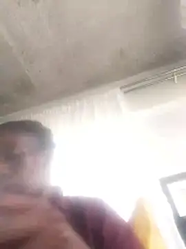 Snapshot of londie2 chatting on 01/14/26, 03:26 londie2 online show from 01/14/26, 03:26