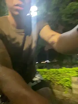 linh21107 online show from 11/02/25, 11:48