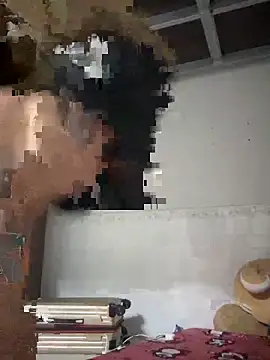 linh21107 online show from 11/15/25, 01:48