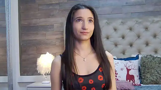 CarolinaBlair online show from 12/20/25, 07:11