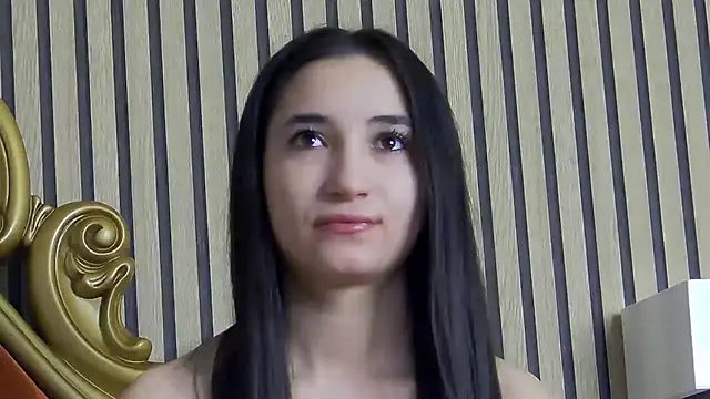 CarolinaBlair online show from 03/31/26, 06:15