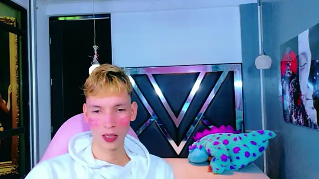 Snapshot of park_jimin1 chatting on 11/16/25, 03:50 park jimin1 online show from 11/16/25, 03:50