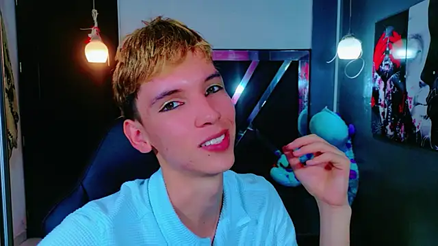 Snapshot of park_jimin1 chatting on 12/02/25, 02:34 park jimin1 online show from 12/02/25, 02:34