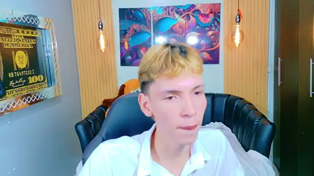 Snapshot of park_jimin1 chatting on 11/23/25, 02:54 park jimin1 online show from 11/23/25, 02:54