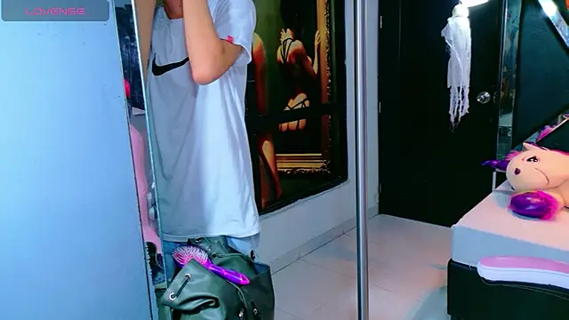 Snapshot of park_jimin1 chatting on 10/26/25, 02:12 park jimin1 online show from 10/26/25, 02:12