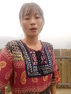 linda bae00 online show from 10/03/25, 02:04