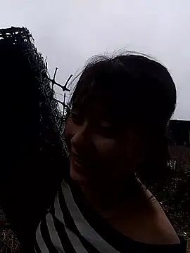 linda bae00 online show from 10/31/25, 01:35