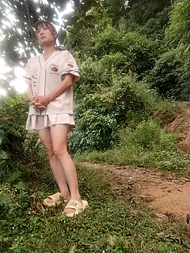 linda bae00 online show from 09/18/25, 11:52