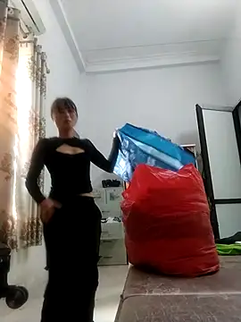 linda bae00 online show from 10/10/25, 02:23